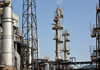 gas processing factory