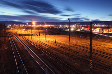 Obraz na płótnie Canvas Railway lines at night.