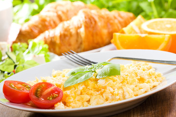 breakfast with scrambled eggs