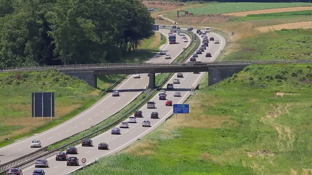 Autobahn / Full HD Video
