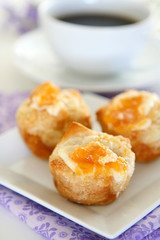 Apricot Buns