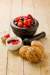 Marmellata ai frutti di bosco