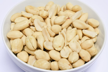 roasted peanut with salt