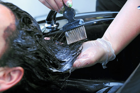 beim Friseur