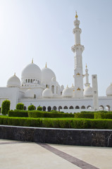 Fototapeta na wymiar Sheikh Zayed Mosque in Abu Dhabi City