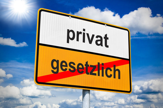 Ortsschild mit privat und gesetzlich