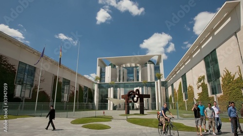 "kanzleramt" Stock footage and royalty-free videos on Fotolia.com - Vid