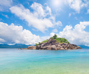 Fototapeta premium island and beautiful tropical sea