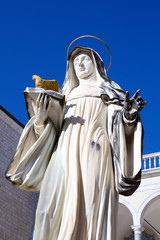 Statua di Santa Scolastica