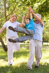 Fototapeta premium family in park