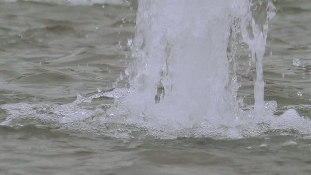 fountain close up