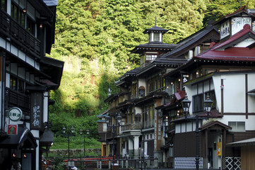 銀山温泉