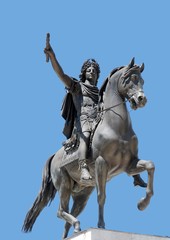 Fototapeta na wymiar Konny pomnik Ludwika XIV