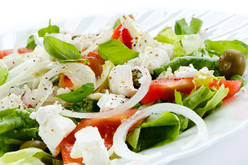 Vegetable salad with cheese