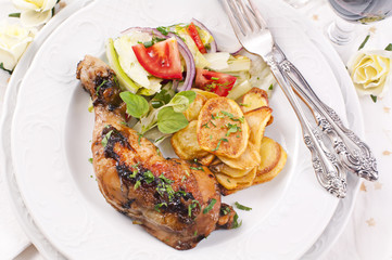 Hühnchen mit Kartoffelchips