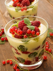 Berry dessert