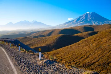 Foto op Aluminium volcano El Misti, Peru © missbobbit