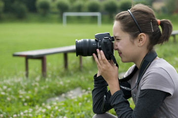 brunette girl photographer