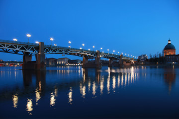 Pont Saint-Pierre in Toulouse