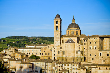 Fototapeta na wymiar Widok miasta Urbino, Włochy