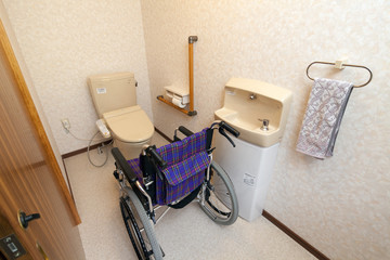 改築した車椅子トイレ