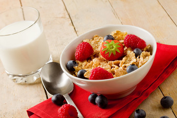 Corn Flakes con frutti di bosco