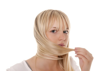 blonde junge frau