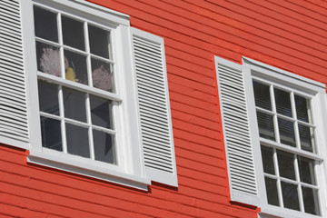 マリナデルレイの赤い建物