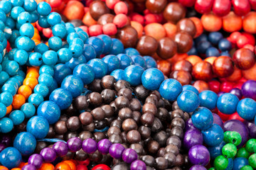 colorful necklace pil