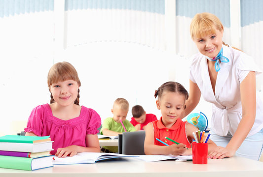 teacher makes the lessons