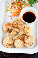 Fried chicken wings