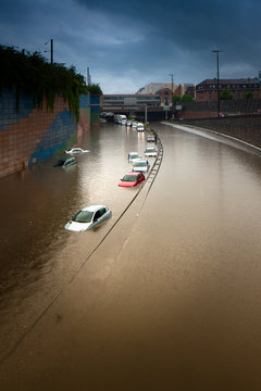Inondation Catastrophe Naturelle Route Inondée Flood in Lille France