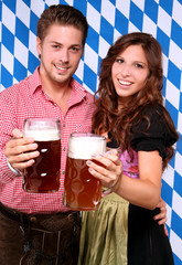 Pärchen auf dem Oktoberfest