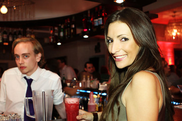 Lady mit Cocktail