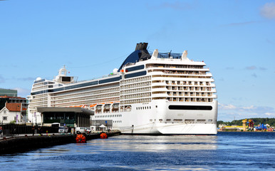 cruise ships