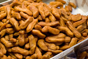 Dried banana inside tray
