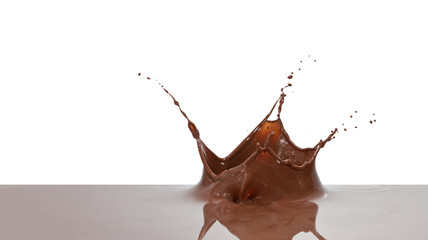 chocolate splash © kubais