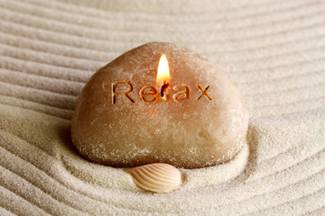 Relax - Zen Arrangement mit Kerze