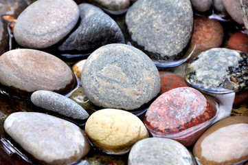 Fototapeta na wymiar stones in the water