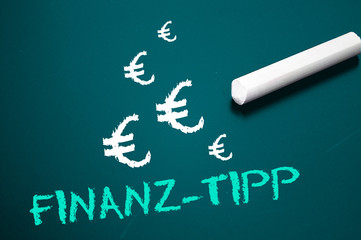 Tafel mit Finanz-Tipp