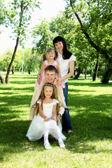 Obraz premium Family together in the park