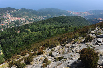 Fototapeta na wymiar Kraje Marciana oraz Marciana Marina na wyspie Elba