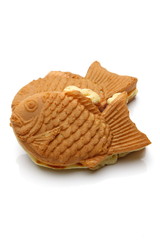 Japanese fish-shaped cake 