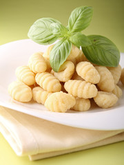 gnocchi et basilic