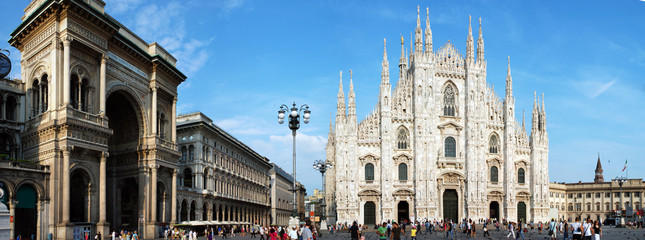 Duomo di Milano con galleria Vittorio Emanuele - obrazy, fototapety, plakaty