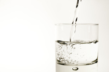 acqua nel vetro
