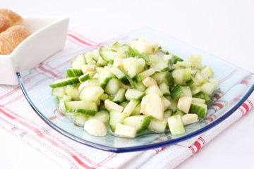 Gurkensalat mit Käse