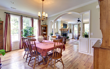 traditional diningroom