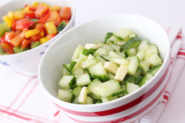 Gurkensalat mit Käse