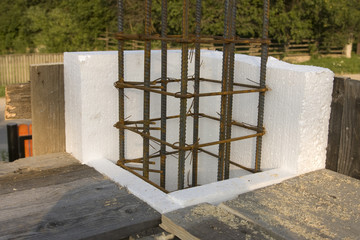 Column isolated with polystyrene